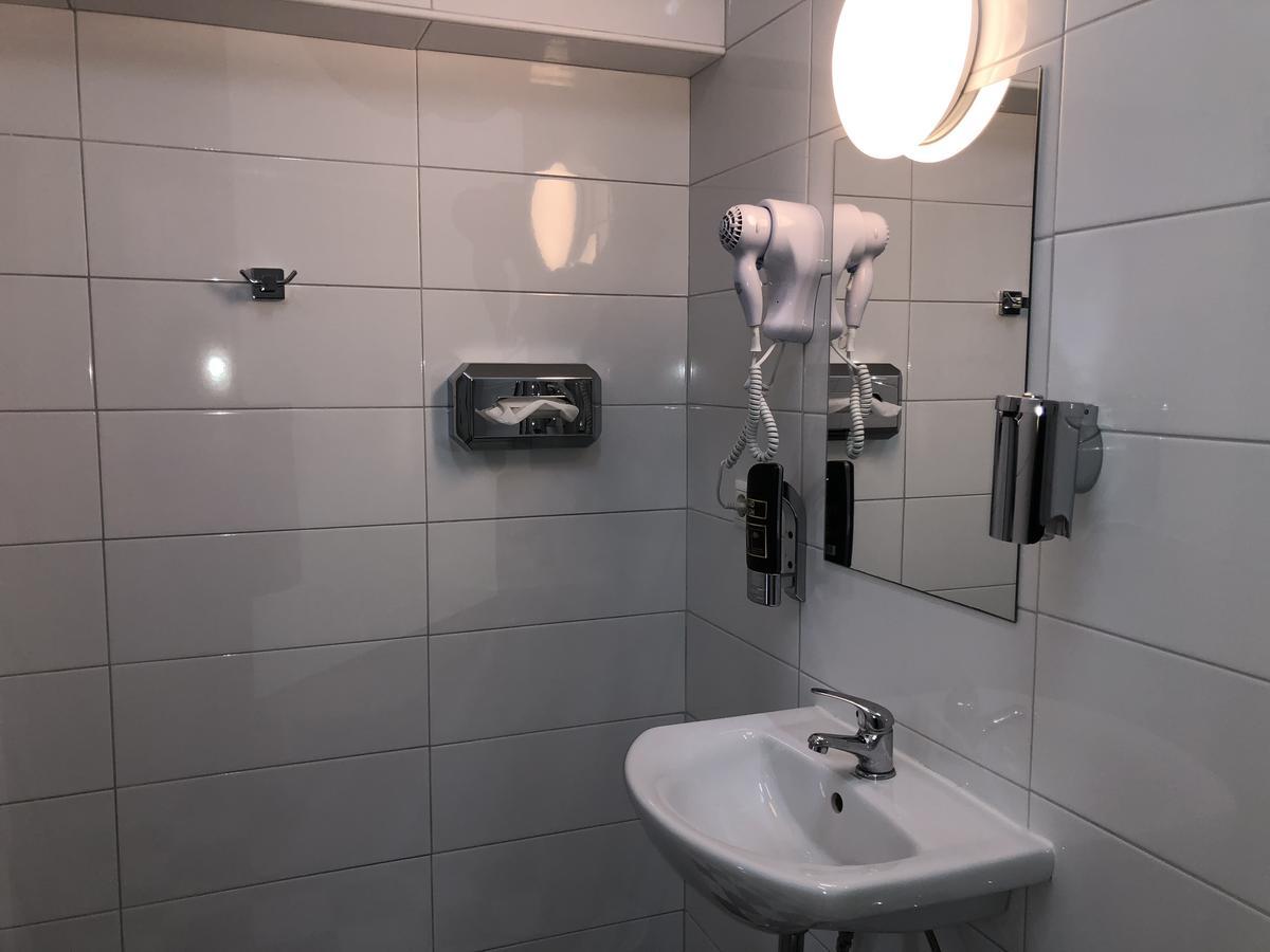 Hotel Moji Koeln Extérieur photo
