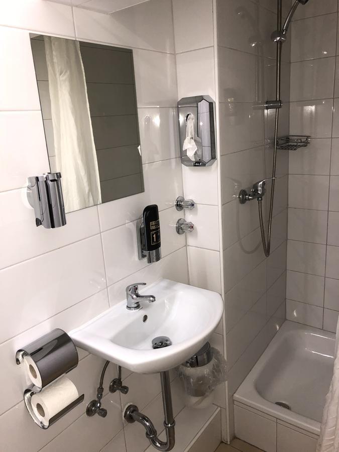Hotel Moji Koeln Extérieur photo