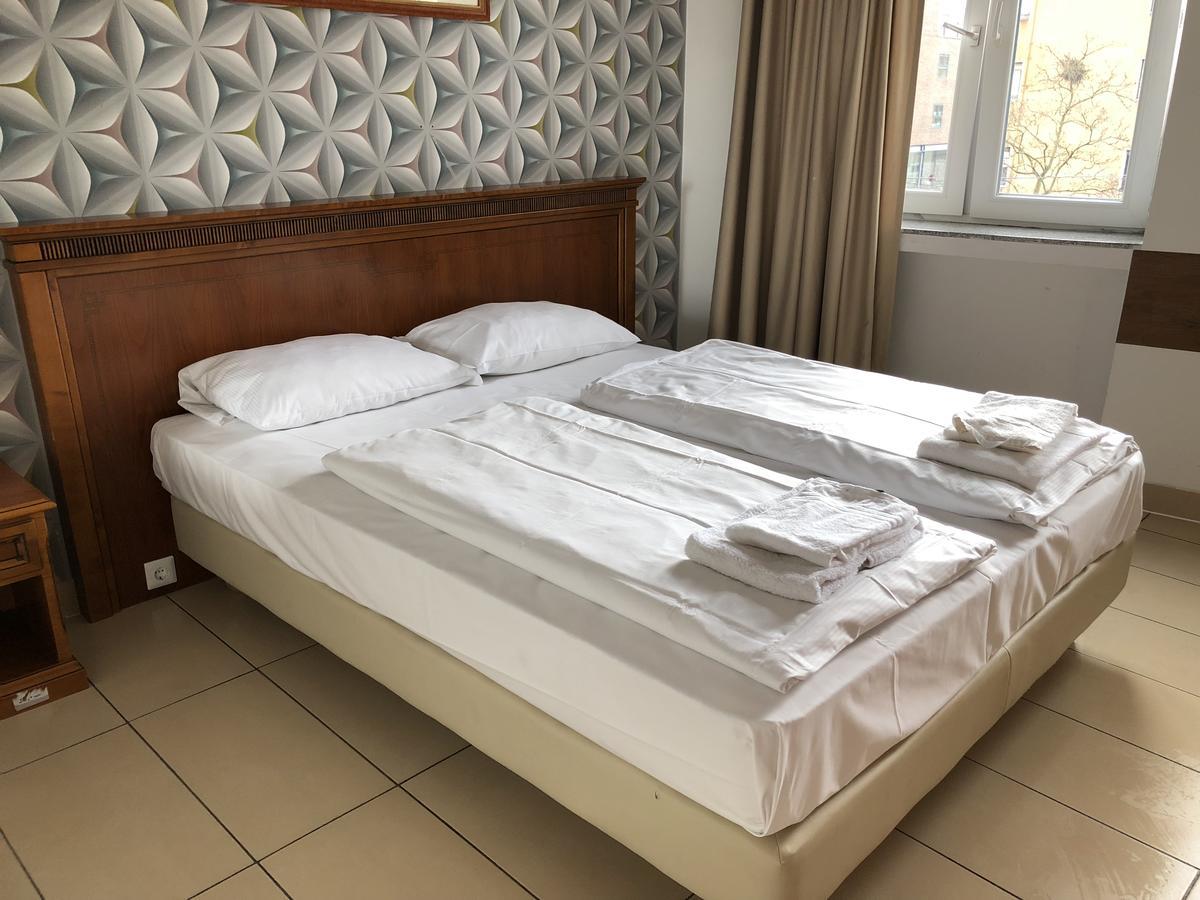 Hotel Moji Koeln Extérieur photo