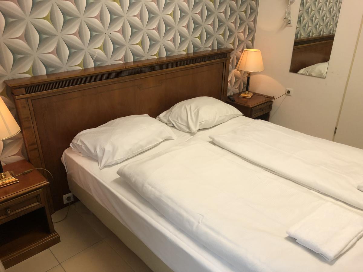 Hotel Moji Koeln Extérieur photo